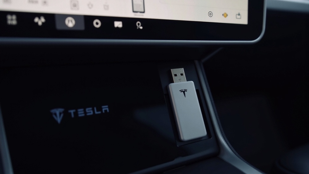 How To Play Music From Usb In Tesla Model Y