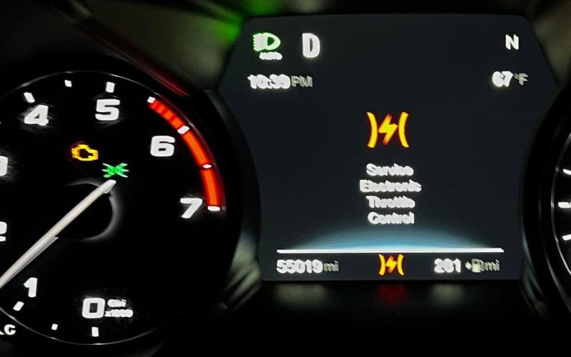 How To Reset Oil Light On 2017 Alfa Romeo Giulia: Quick Guide